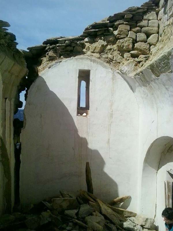 INTERIOR DE LA TORRE HACIA EL ESTE